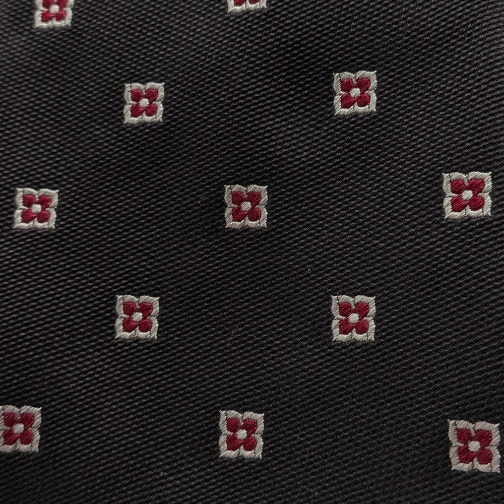 Paul Fredrick Sartoriale $99 Black Red White Floral Medallion Italian Silk Tie